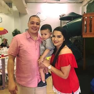 Meet your Posher, Ana